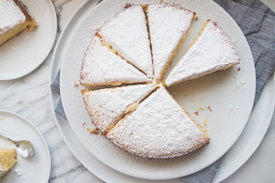 Almond Cake, Credit: Elizabeth Newman