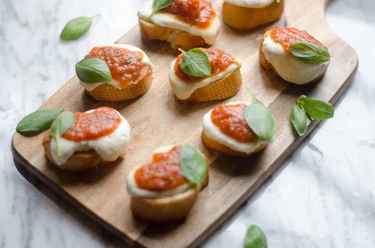 Tomato, Mozzarella and Basil Bruschetta, Credit: Elizabeth Newman