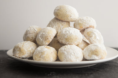 Giada's Italian Wedding Cookies, Credit: Elizabeth Newman