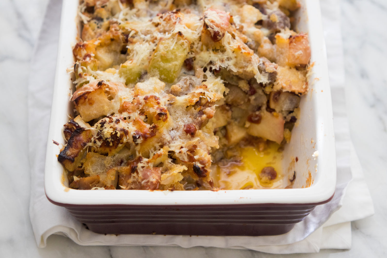 Raffy's Turkey Sausage and Chestnut Stuffing, Credit: Elizabeth Newman