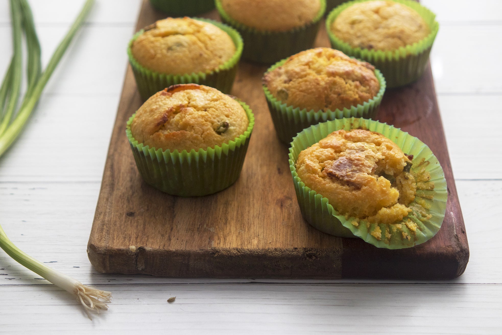 Bacon & Scallion Corn Muffins, Credit: Elizabeth Newman