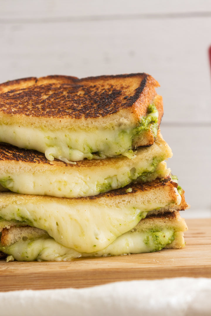 Crispy Pesto Mozzarella Grilled Cheese, Credit: Elizabeth Newman