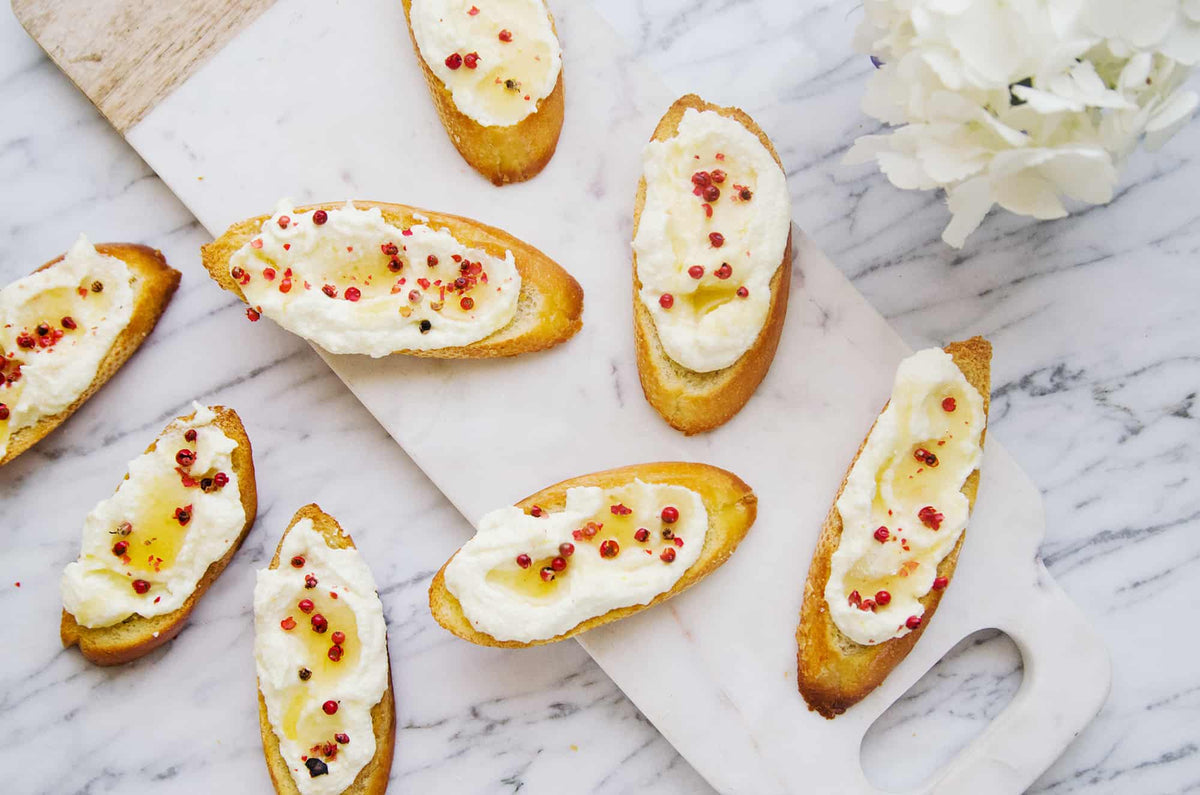 Honey Ricotta Crostini, Credit: Elizabeth Newman