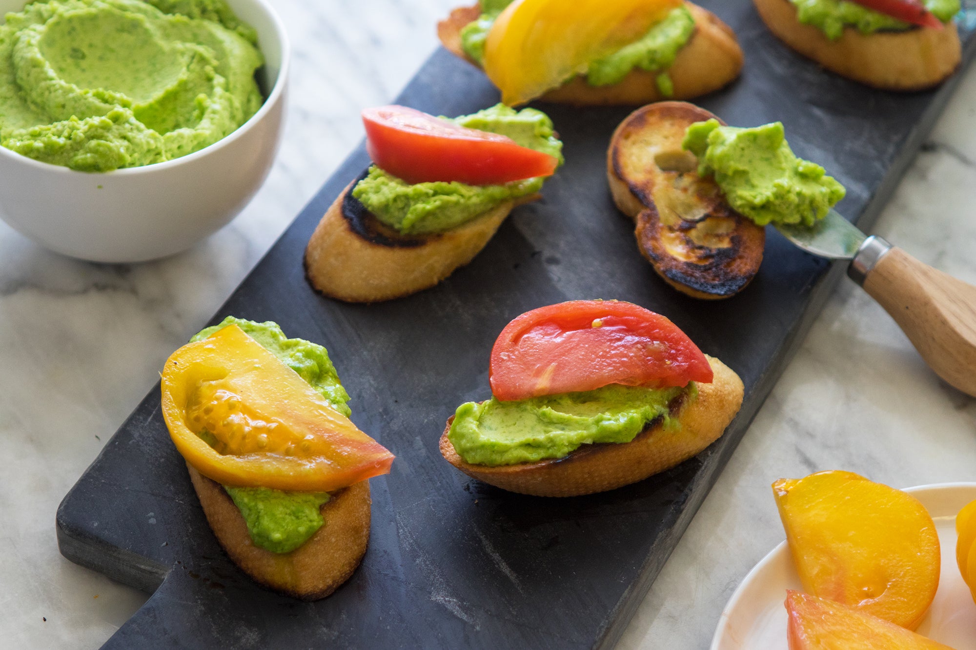 Pea Pesto Crostini, Credit: Elizabeth Newman