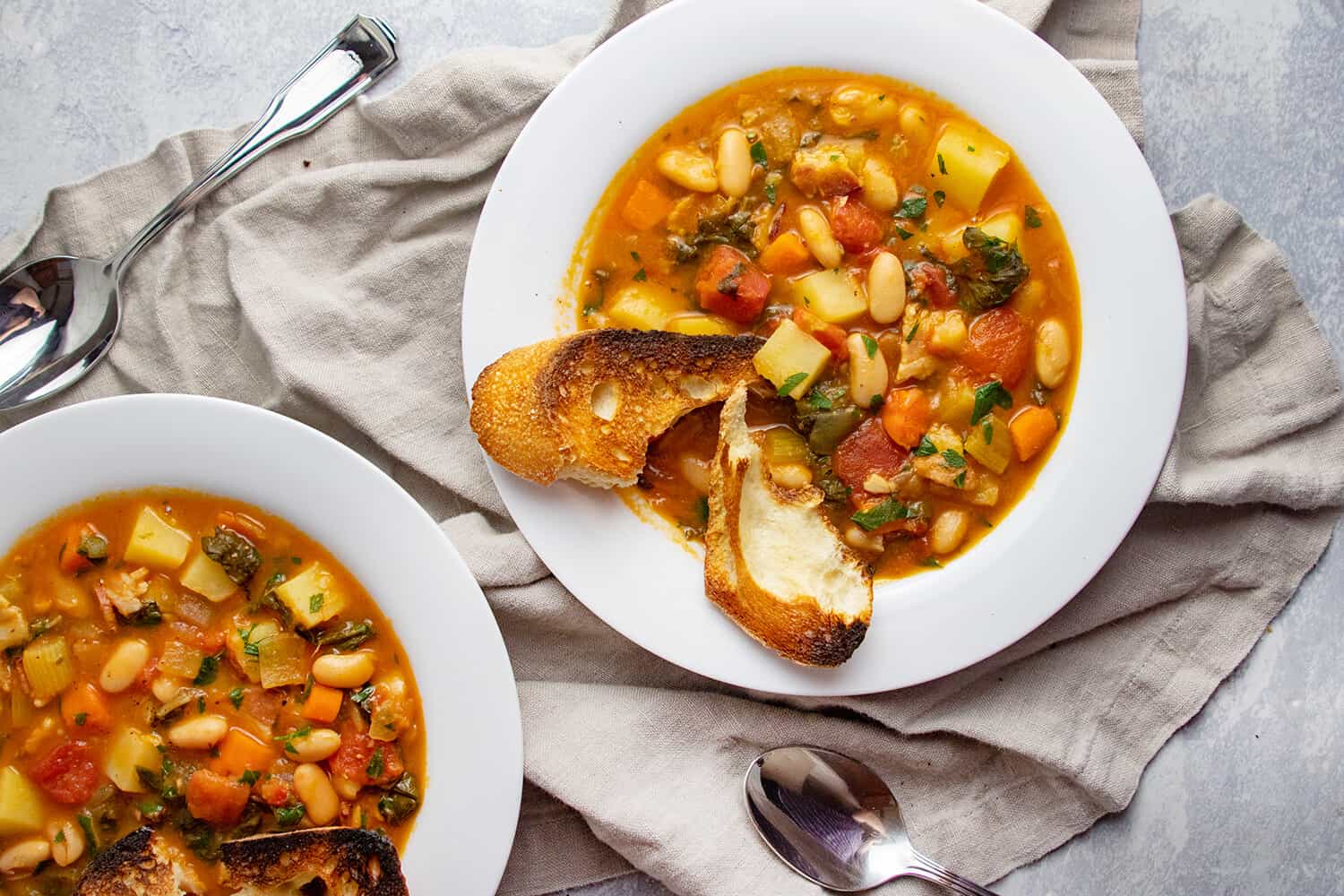 Winter Minestrone, Credit: Elizabeth Newman