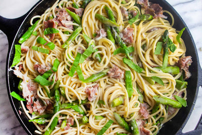 Asparagus and Prosciutto Pasta with Smoked Mozzarella, Credit: Elizabeth Newman