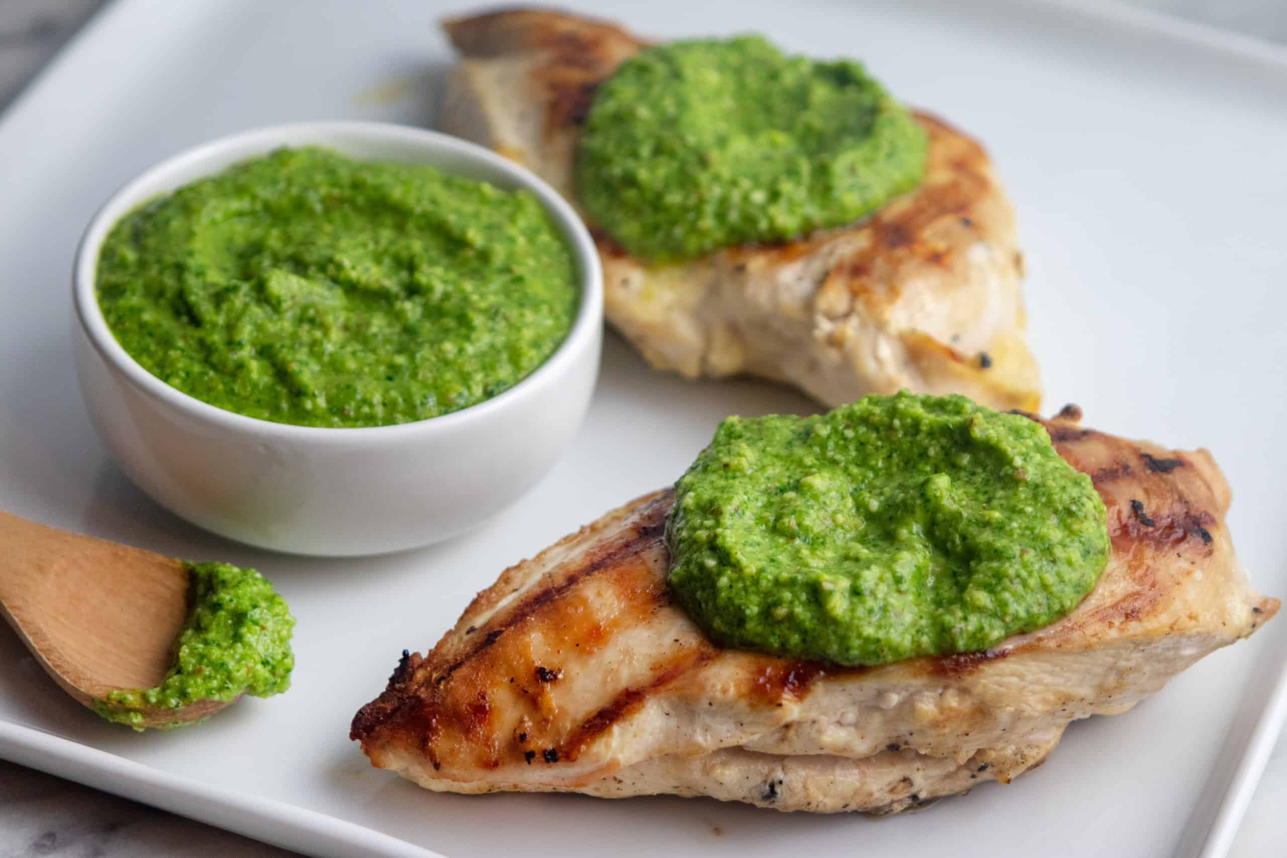 Grilled Chicken with Spinach Pesto, Credit: Elizabeth Newman