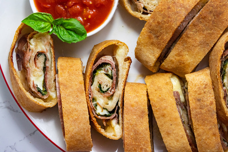 Venetian Rolled Pizza (Stromboli), Credit: Elizabeth Newman