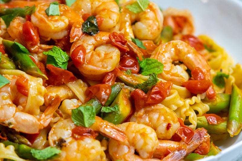 Shrimp, Asparagus & Cherry Tomato Pasta, Credit: Elizabeth Newman