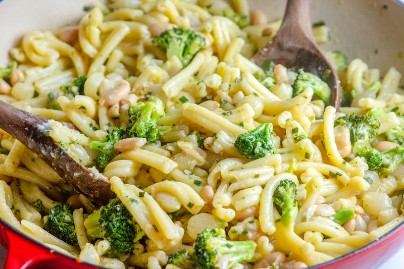 Broccoli And Pearl Onion Pasta, Credit: Elizabeth Newman