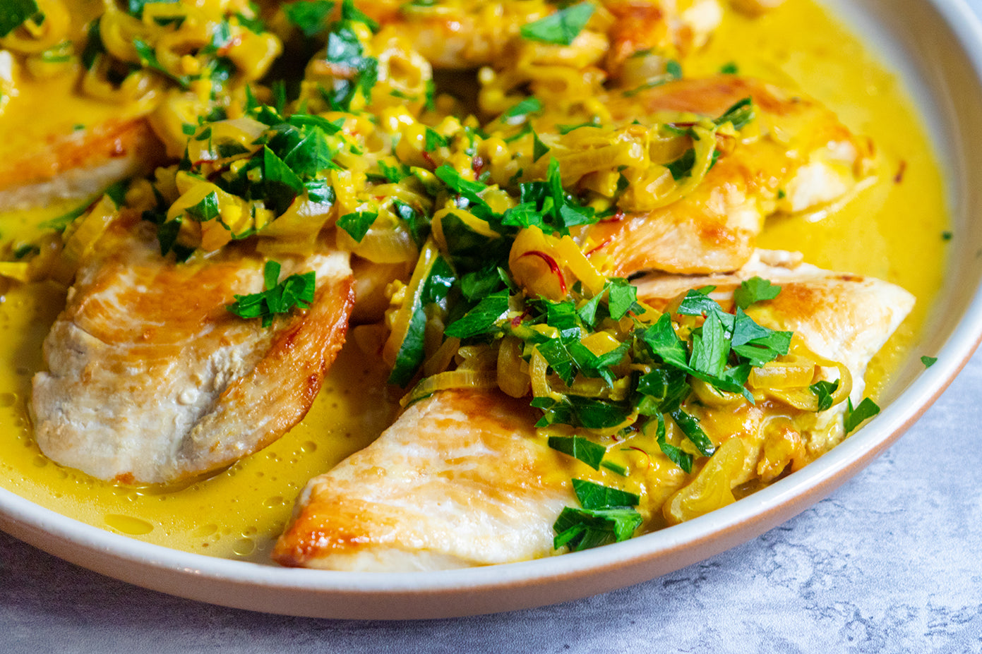 Chicken Scallopine With Creamy Saffron Sauce