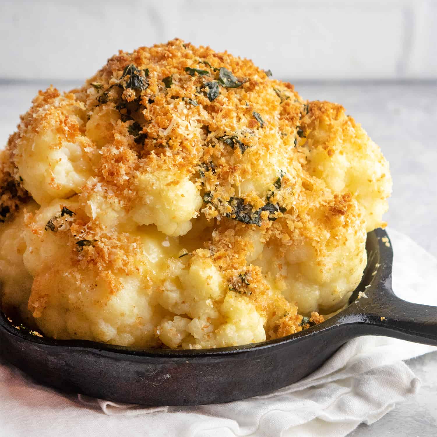 Crispy Cheddar Cauliflower, Credit: Elizabeth Newman