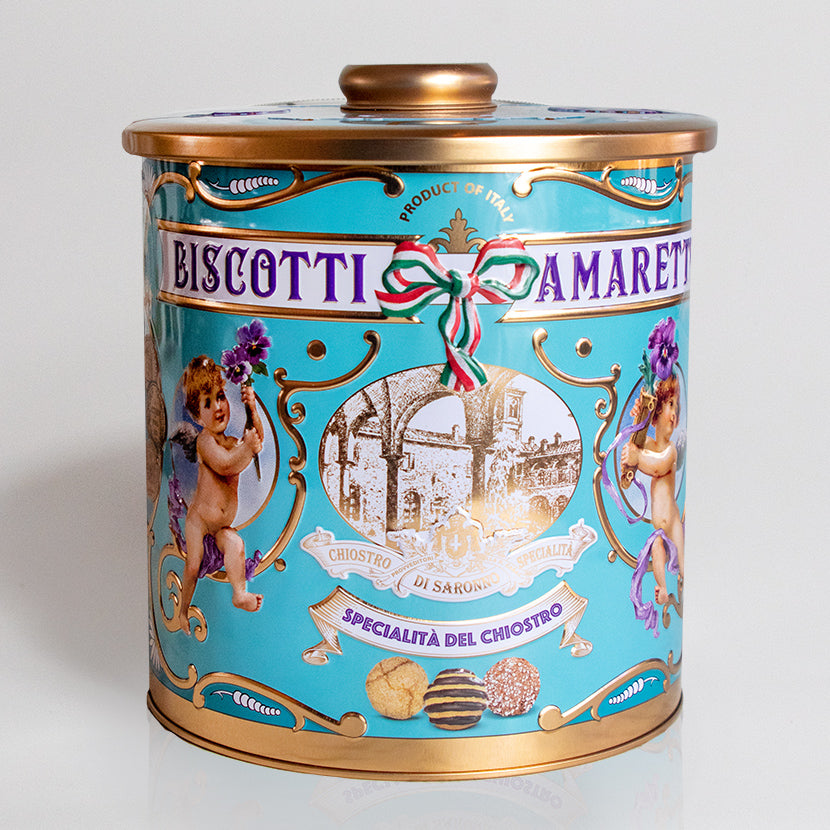 Amaretti in vintage tin